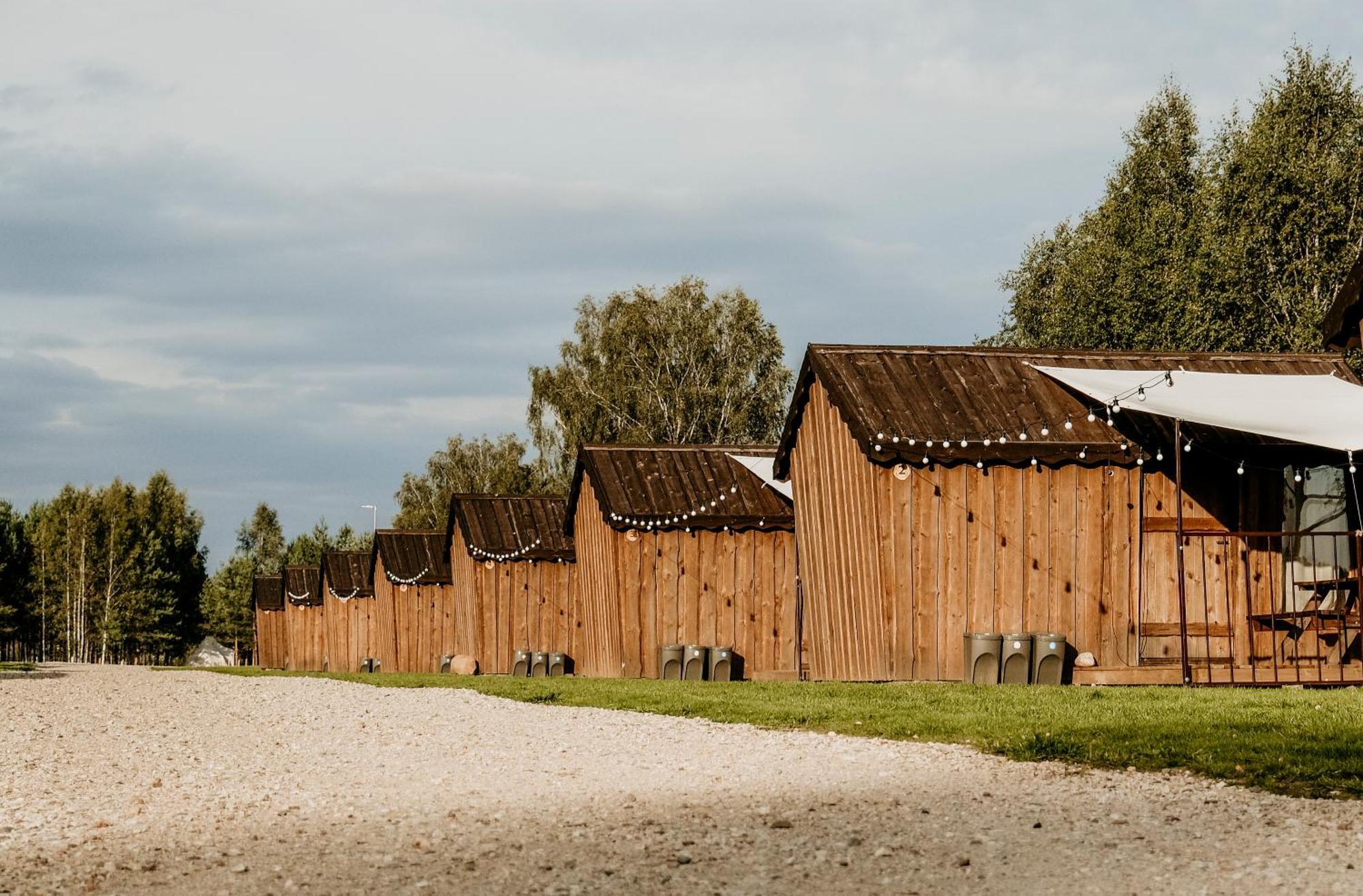 Kempings Daugavas Lokos Sargeliski 外观 照片